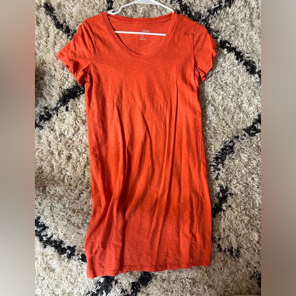 Coral tshirt dress